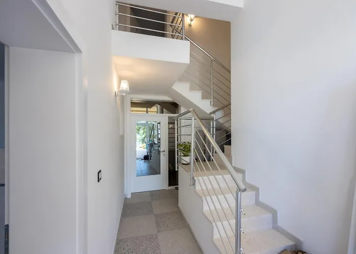 Lucia 2 Apartment Dramalj