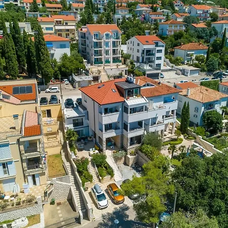 Lucia 2 Apartament Dramalj