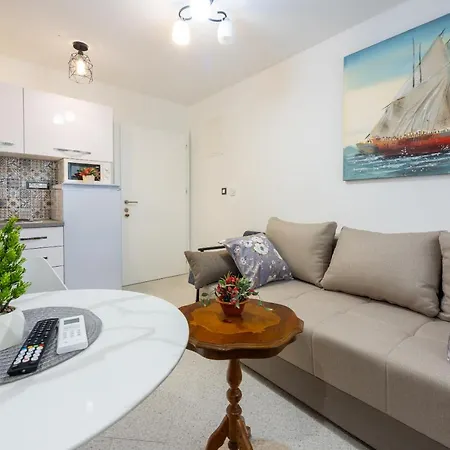 Apartman Lucia 2
